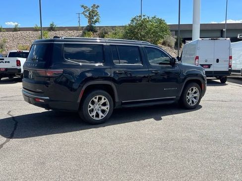 Used 2022 Jeep Wagoneer Series I w/ Premium Group I AWD/4WD image 7