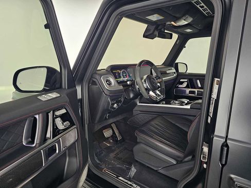 Used 2024 Mercedes-Benz G 63 AMG 4MATIC image 19
