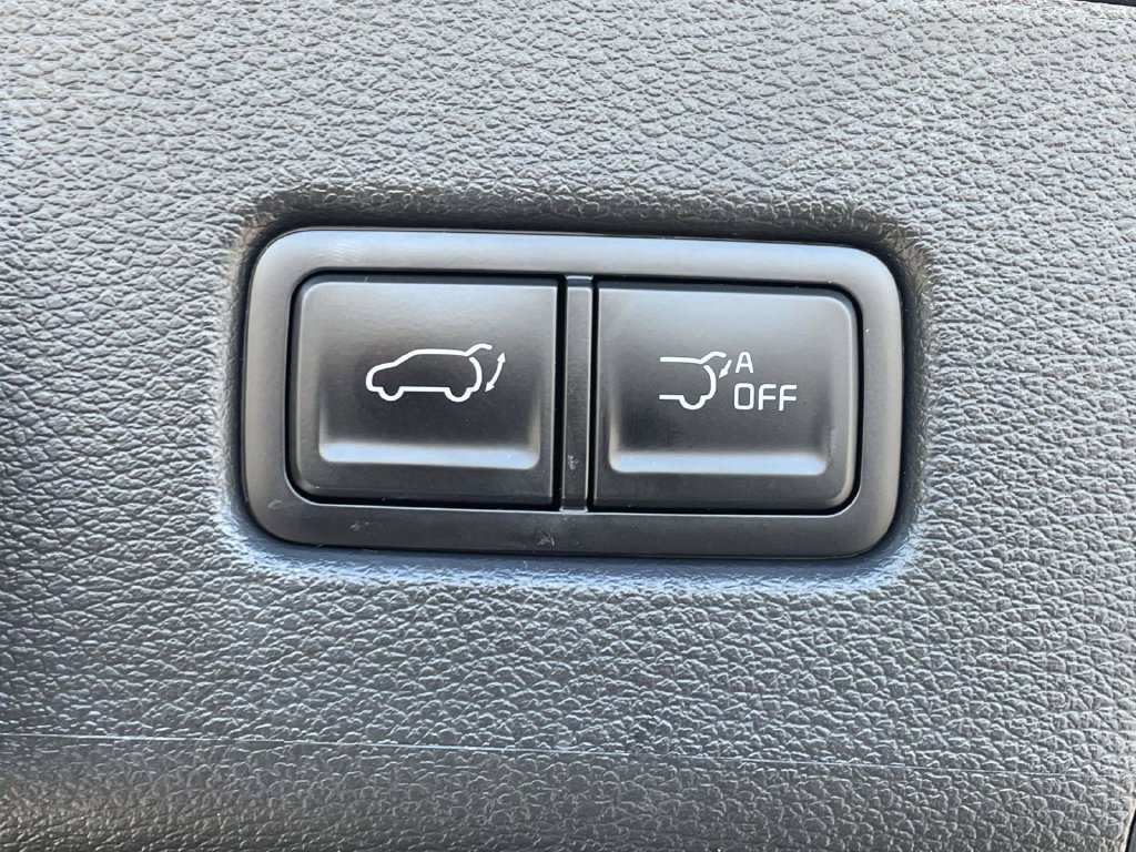Used 2025 Kia Telluride S FWD image 40