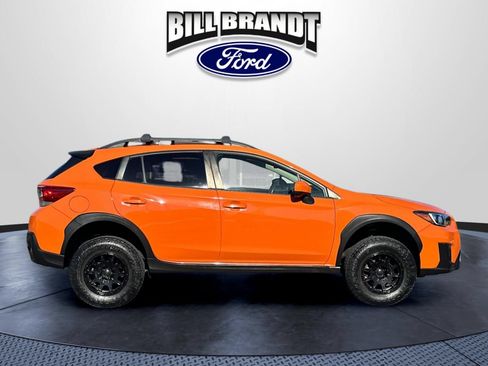 Used 2019 Subaru Crosstrek 2.0i Premium w/ Eyesight System AWD/4WD image 2