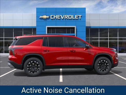 New 2027 Chevrolet Traverse Z71 w/ Enhanced Driving Package AWD/4WD image 5