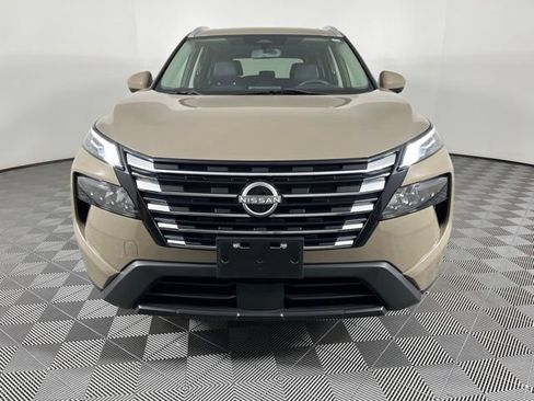Used 2024 Nissan Rogue SV w/ SV Premium Package AWD/4WD image 5