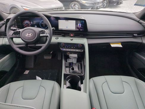 New 2026 Hyundai Elantra Limited image 16