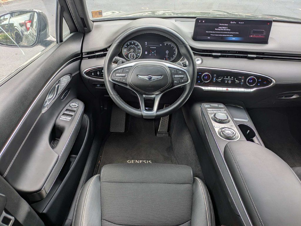 Used 2025 Genesis GV70 3.5T Sport AWD/4WD image 21