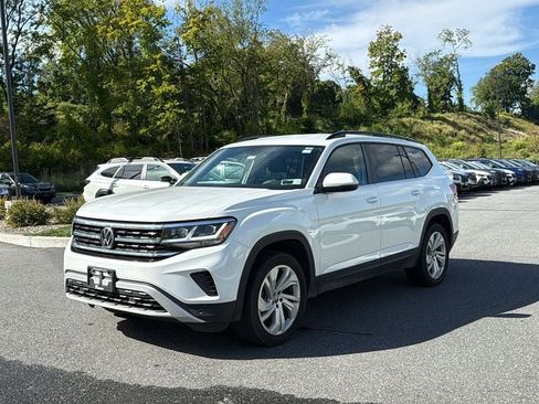 Used 2023 Volkswagen Atlas SE AWD/4WD image 3