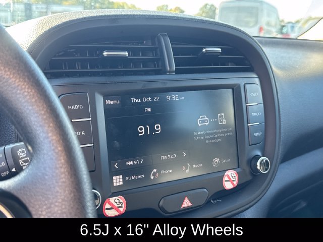 Certified 2024 Kia Soul LX w/ LX Technology Package FWD image 28