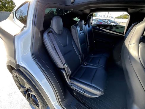 Used 2019 Tesla Model X Performance image 18