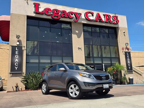 Used 2012 Kia Sportage LX FWD image 2