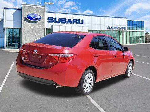 Used 2019 Toyota Corolla LE FWD image 6