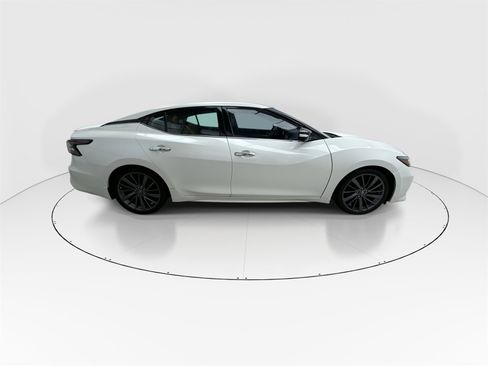 Used 2019 Nissan Maxima Platinum w/ Reserve Package image 9