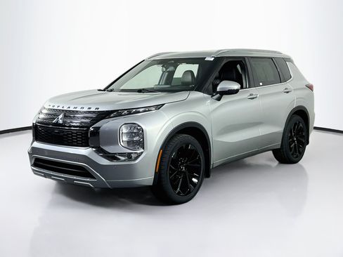 Used 2022 Mitsubishi Outlander SEL FWD image 1