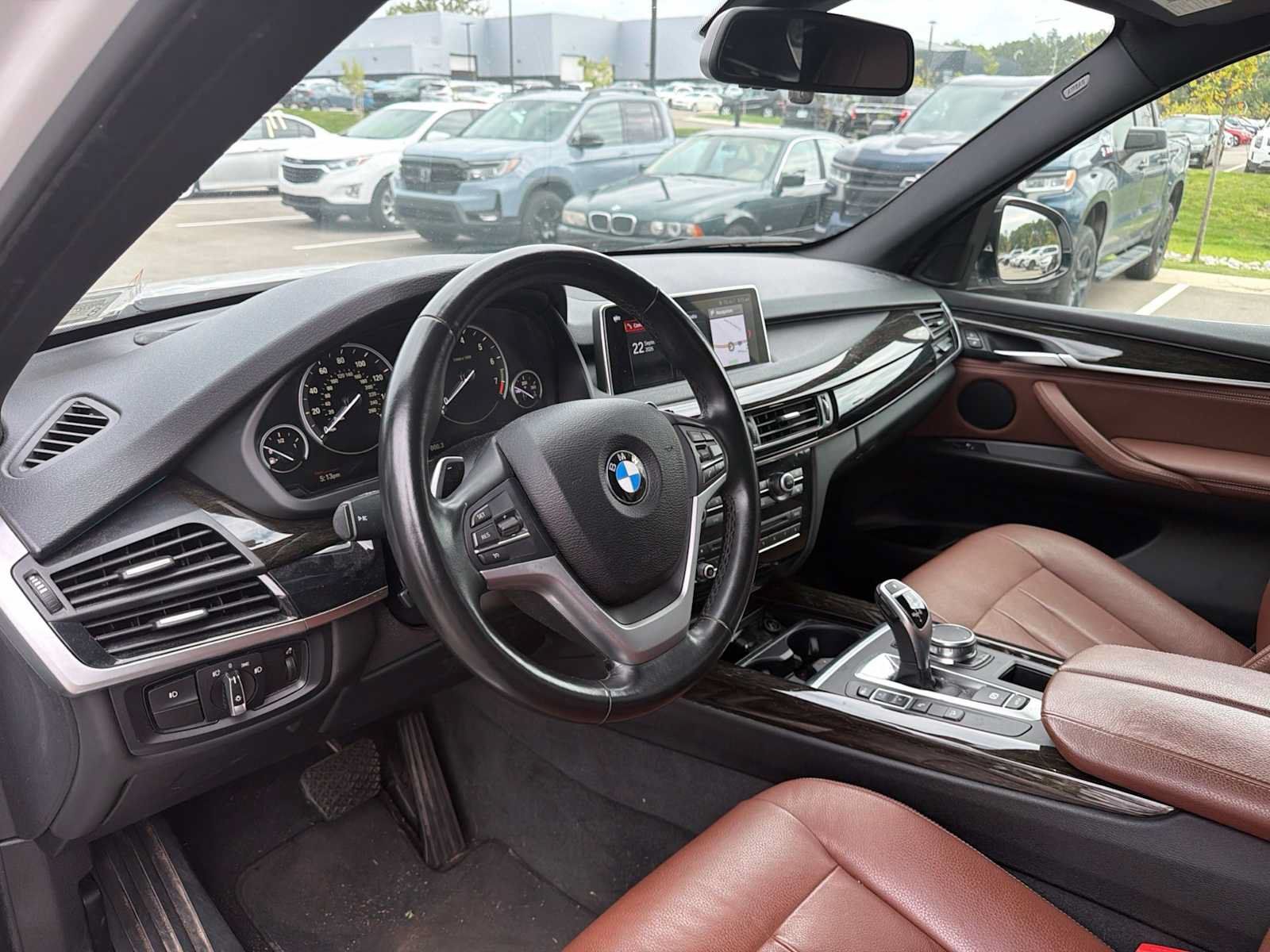 Used 2018 BMW X5 xDrive35i w/ Driving Assistance Package AWD/4WD image 30