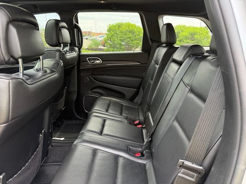 Used 2018 Jeep Grand Cherokee High Altitude AWD/4WD image 6