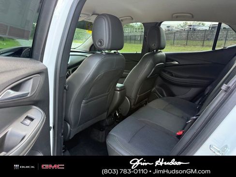 Used 2020 Buick Encore GX Preferred w/ Cold Weather Comfort Package AWD/4WD image 22