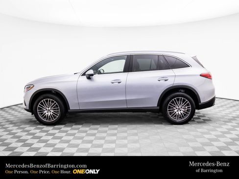 New 2026 Mercedes-Benz GLC 300 4MATIC image 2