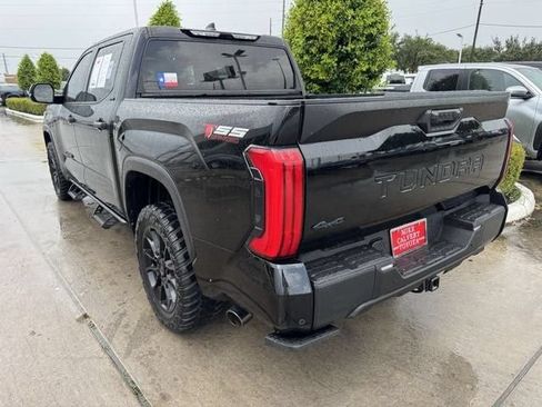 Used 2023 Toyota Tundra SR5 w/ SR5 Convenience Package AWD/4WD image 5