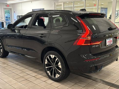 New 2026 Volvo XC60 B5 Plus w/ Climate Package AWD/4WD image 7