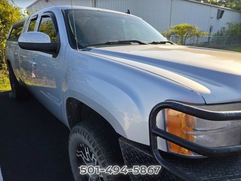 Used 2012 GMC Sierra 1500 SLT w/ Suspension Package, Off-Road AWD/4WD image 9