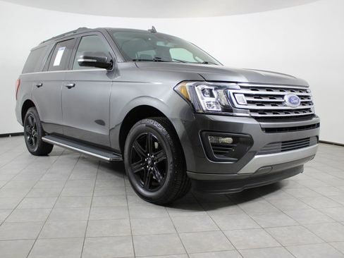 Used 2021 Ford Expedition XLT image 7