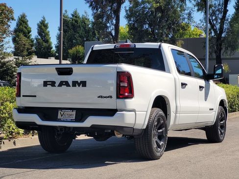 New 2026 RAM 1500 Big Horn AWD/4WD image 3