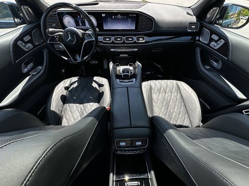 Certified 2024 Mercedes-Benz Maybach GLS 600 4MATIC image 29