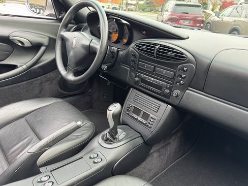 Used 2001 Porsche Boxster image 26
