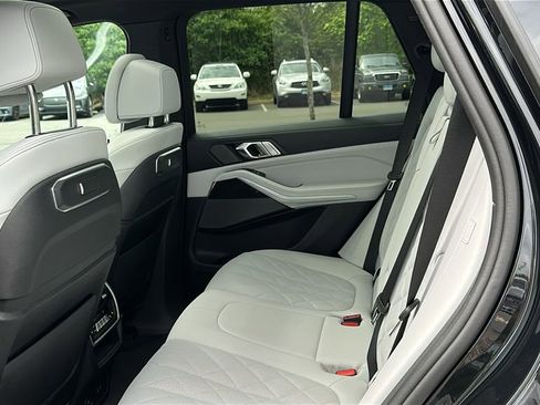 Used 2024 BMW X5 M60i w/ Climate Comfort Package image 24