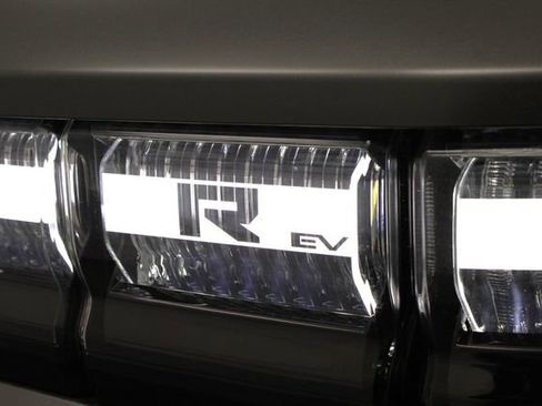 New 2026 GMC Hummer EV 3X w/ Carbon Fiber Edition Package AWD/4WD image 16
