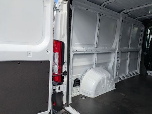 New 2026 RAM ProMaster 1500 w/ Premium Convenience Group image 23