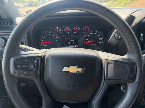 Used 2025 Chevrolet Silverado 2500 Custom w/ Z71 Off-Road Package AWD/4WD image 15