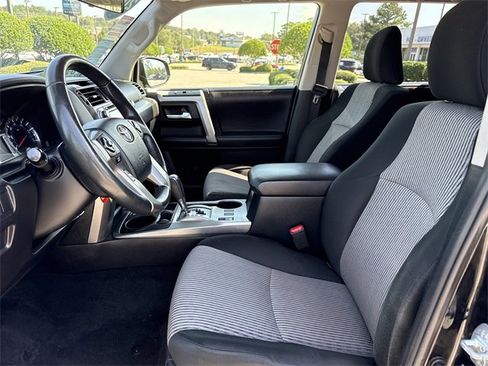 Used 2018 Toyota 4Runner SR5 image 9