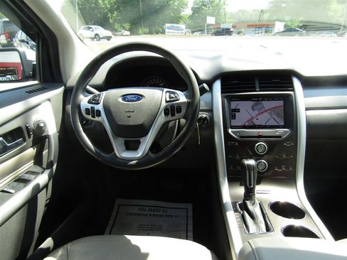 Used 2013 Ford Edge SEL FWD image 26