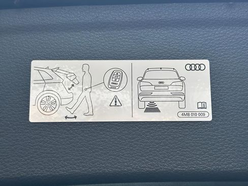 Used 2024 Audi Q5 2.0T Premium AWD/4WD image 38