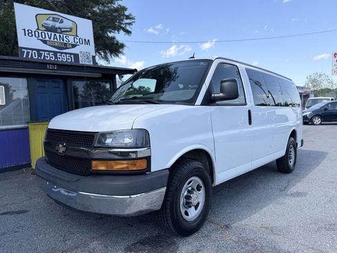 Used 2015 Chevrolet Express 3500 LT w/ LT Preferred Equipment Group image 1