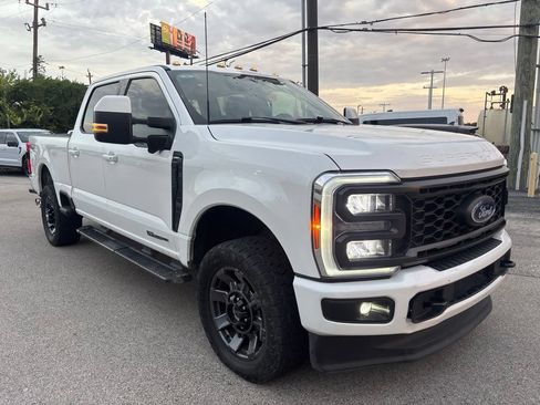 Used 2023 Ford F250 Lariat w/ Sport Appearance Package AWD/4WD image 5