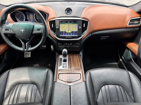 Used 2015 Maserati Ghibli S Q4 AWD/4WD image 28