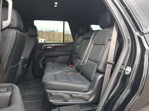 Used 2025 Chevrolet Tahoe LS image 10