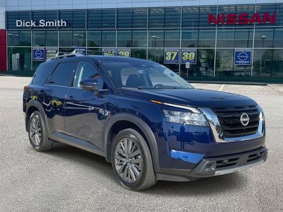 Used 2024 Nissan Pathfinder SL w/ SL Premium Package