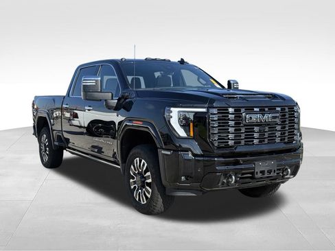 Used 2025 GMC Sierra 2500 Denali Ultimate AWD/4WD image 29