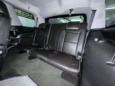 Used 2017 GMC Yukon Denali w/ Open Road Package AWD/4WD image 30