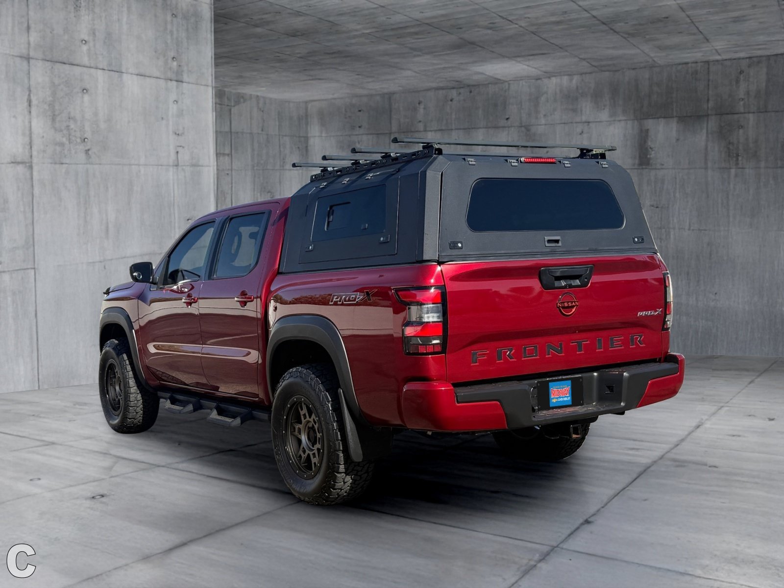 Used 2022 Nissan Frontier Pro-X RWD image 3