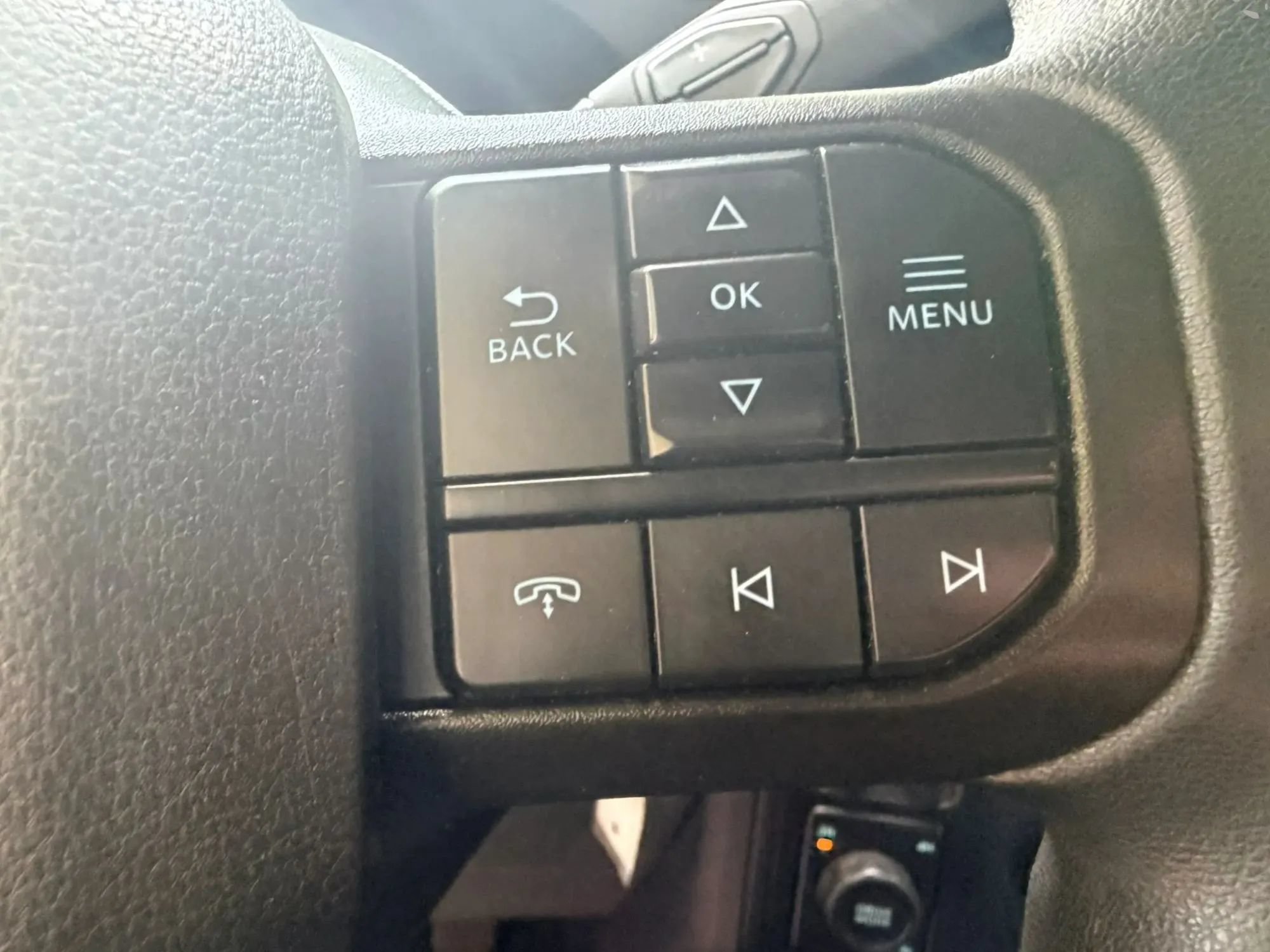 Used 2025 Ford F350 XLT AWD/4WD image 24