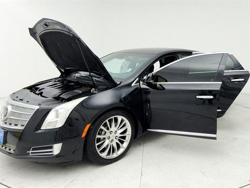 Used 2013 Cadillac XTS Platinum w/ Driver Assist Package image 11