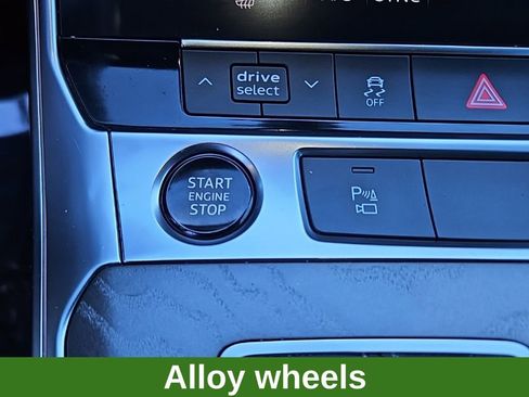 Used 2024 Audi A6 Premium Plus image 16