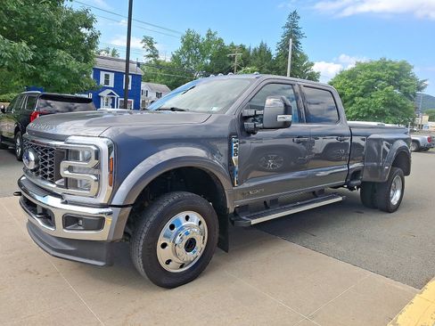 Used 2024 Ford F450 Lariat w/ Snow Plow/Camper Package AWD/4WD image 3