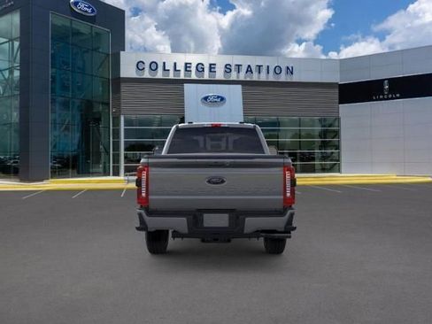 New 2026 Ford F250 Lariat w/ Black Appearance Package image 5