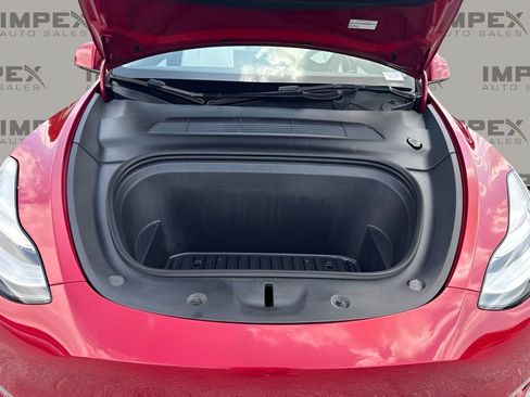 Used 2022 Tesla Model Y Long Range AWD/4WD image 27