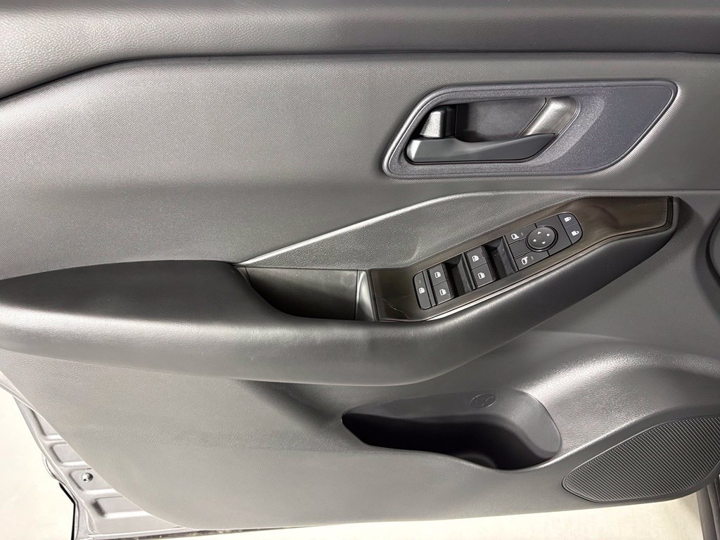 New 2026 Nissan Rogue S FWD image 19