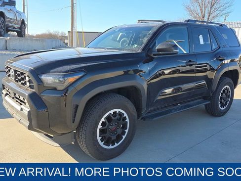 Used 2025 Toyota 4Runner TRD Off-Road image 1