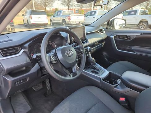 Used 2025 Toyota RAV4 LE image 11